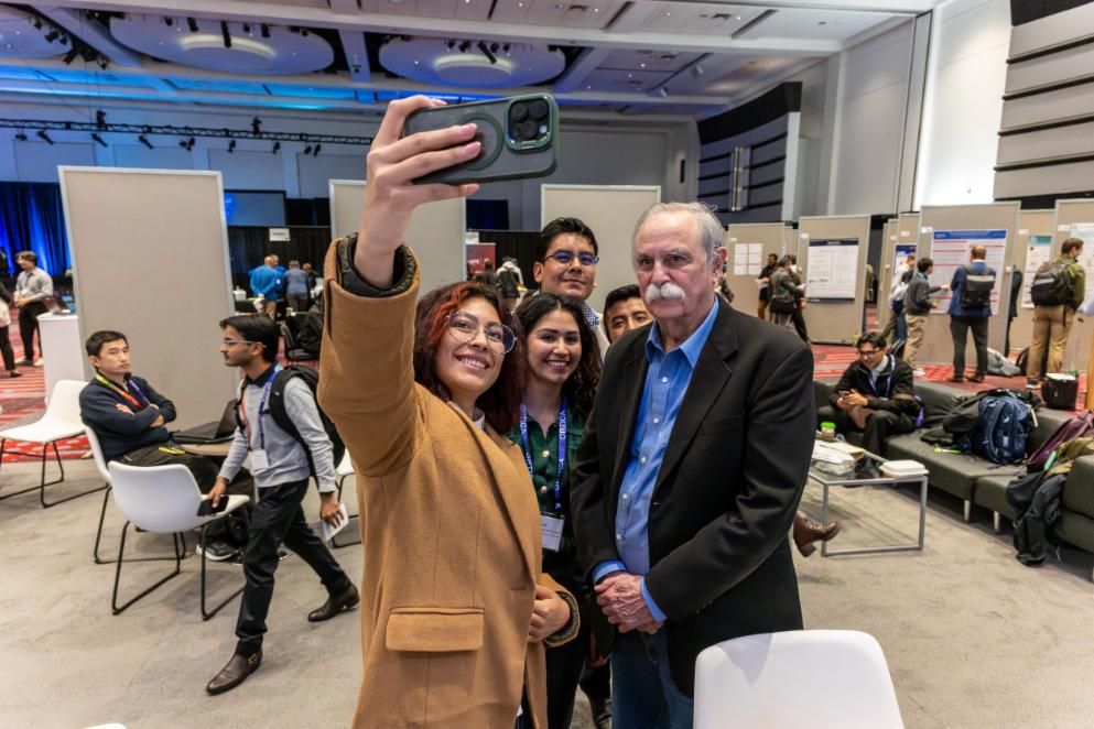 2025~10-Oct-28-Optica_FIO_2930a