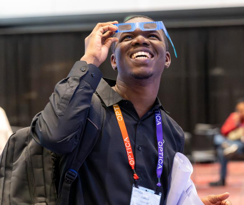 2025~10-Oct-28-Optica_FIO_3977a