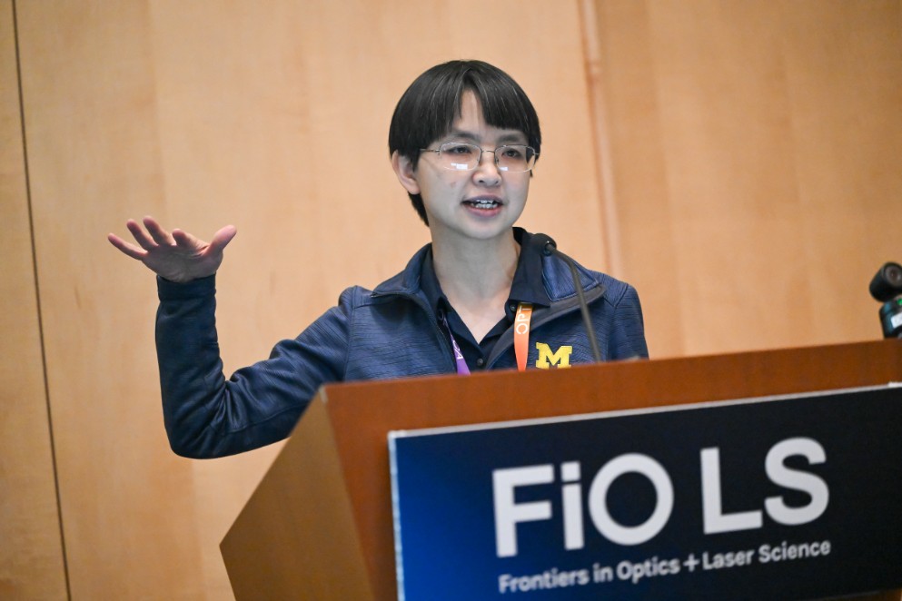 2025~10-Oct-27-Optica_FIO_2035a